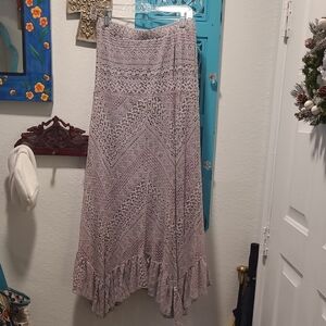 Elegant Patterned Maxi Skirt